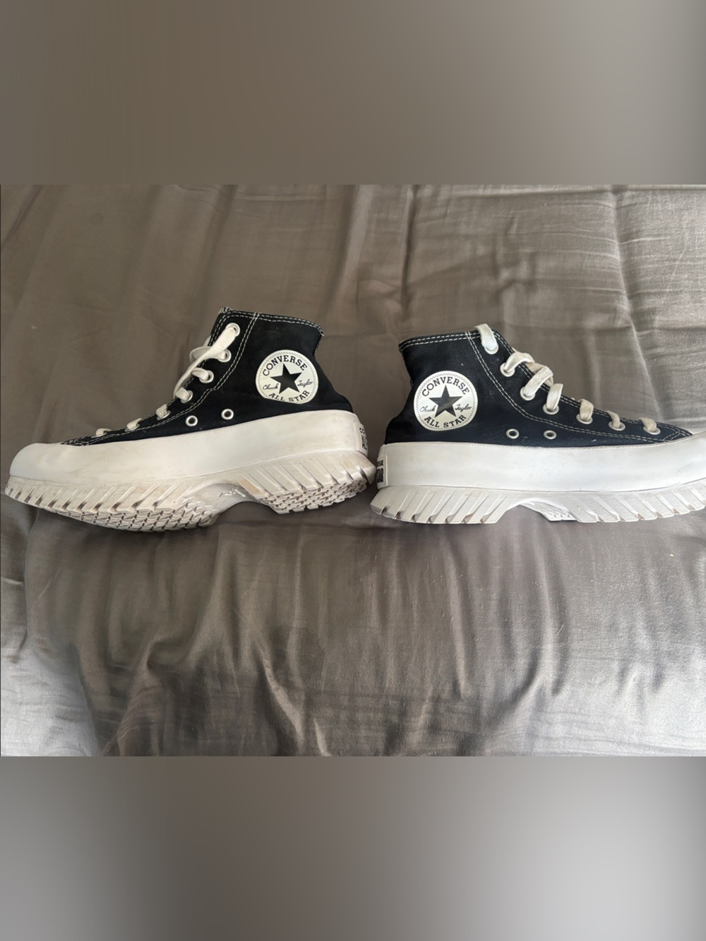 VGUC- Chunky Heel Converse Black & White Platform High-Top Sneakers, 7.5
